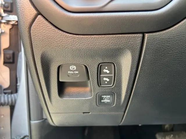 2025 Ram 1500 Limited Crew Cab 4x4 5'7" Box