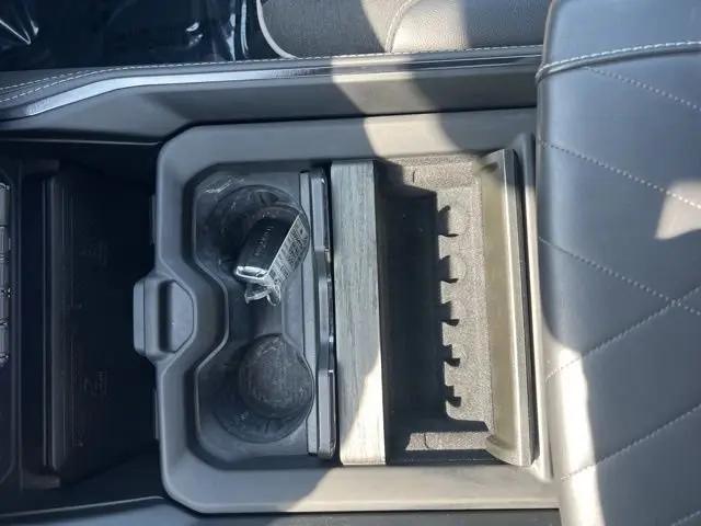 2025 Ram 1500 Limited Crew Cab 4x4 5'7" Box