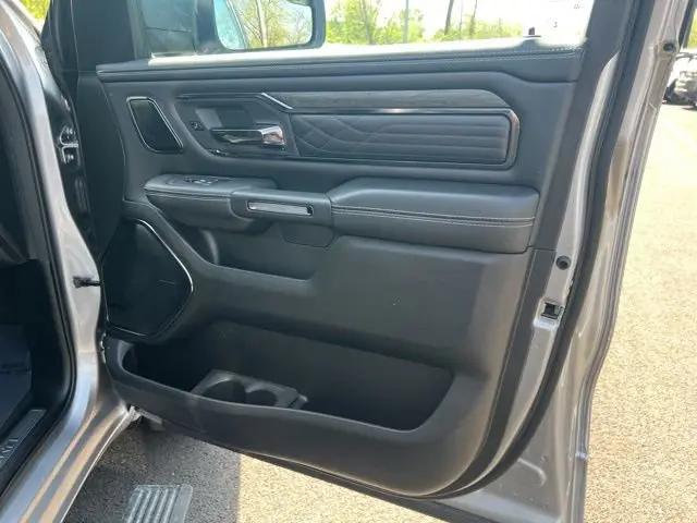 2025 Ram 1500 Limited Crew Cab 4x4 5'7" Box