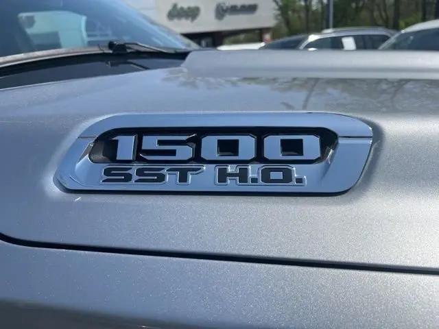 2025 Ram 1500 Limited Crew Cab 4x4 5'7" Box
