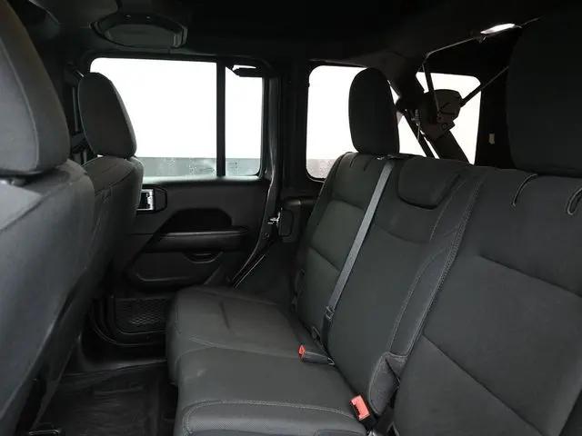 2022 Jeep Wrangler Unlimited Sahara 4x4