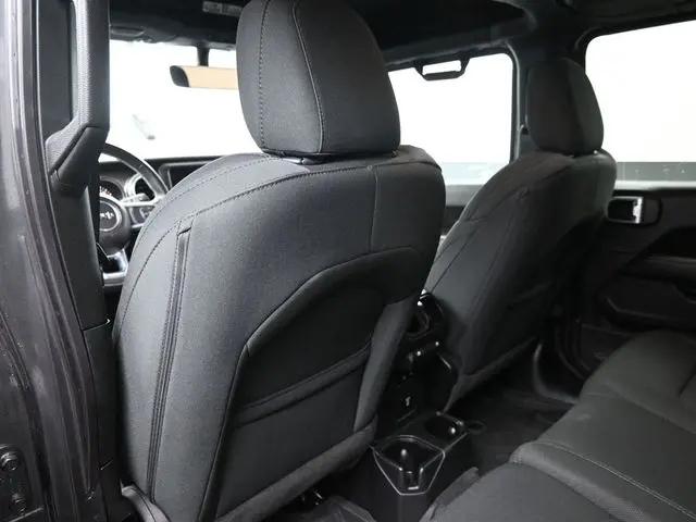 2022 Jeep Wrangler Unlimited Sahara 4x4