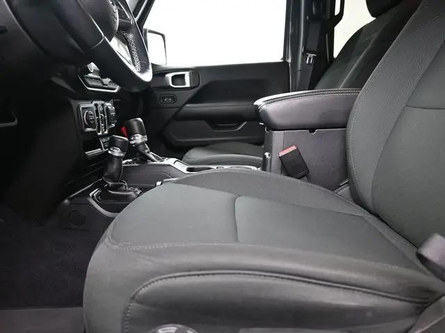 2022 Jeep Wrangler Unlimited Sahara 4x4
