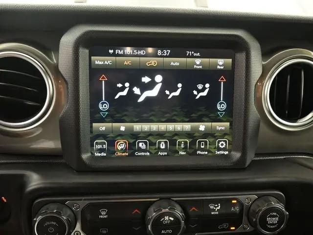 2022 Jeep Wrangler Unlimited Sahara 4x4