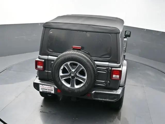 2022 Jeep Wrangler Unlimited Sahara 4x4