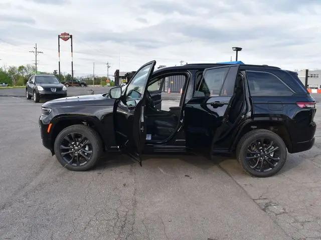2026 Jeep Grand Cherokee Limited Reserve