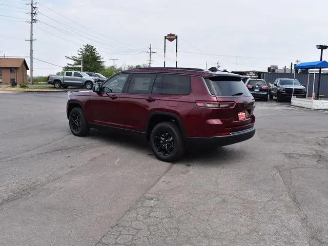 2026 Jeep Grand Cherokee L Altitude 4x4