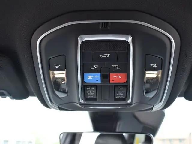 2026 Jeep Grand Cherokee L Altitude 4x4