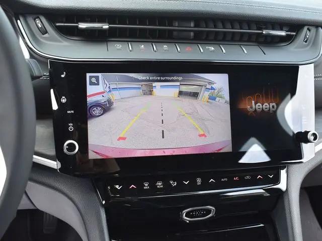 2026 Jeep Grand Cherokee L Altitude 4x4