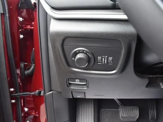 2026 Jeep Grand Cherokee L Altitude 4x4