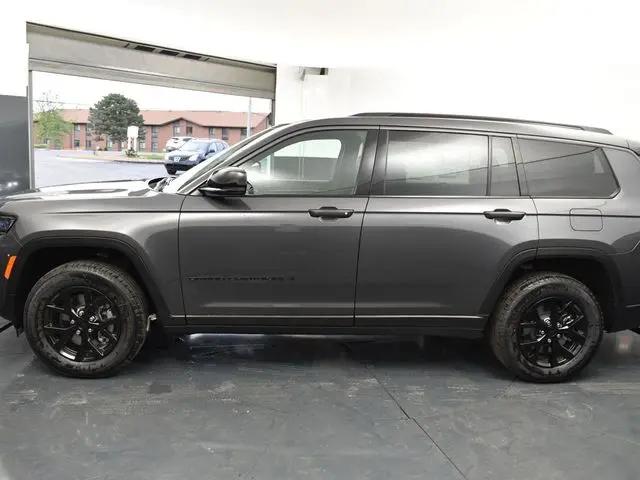 2026 Jeep Grand Cherokee L Altitude 4x4