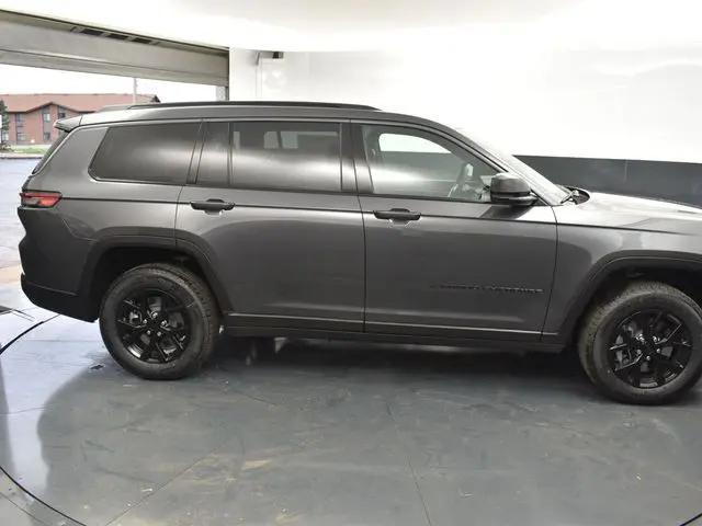 2026 Jeep Grand Cherokee L Altitude 4x4