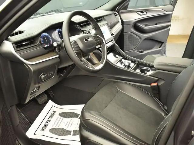 2026 Jeep Grand Cherokee L Altitude 4x4