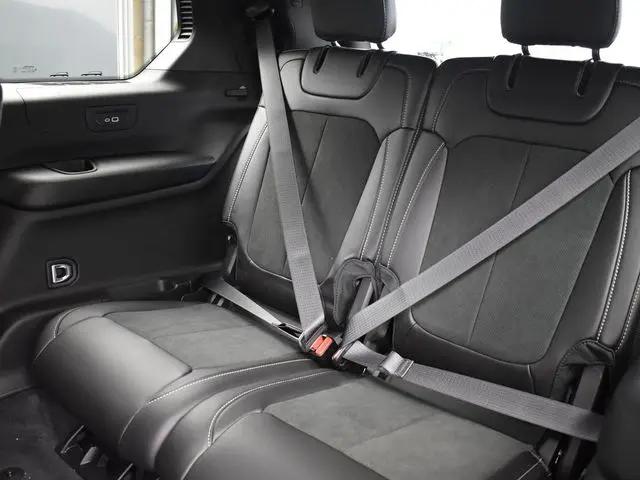 2026 Jeep Grand Cherokee L Altitude 4x4