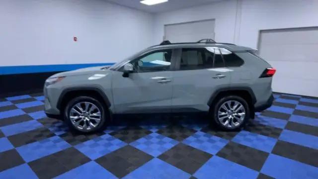 2023 Toyota RAV4 XLE Premium