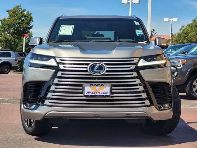 2024 Lexus LX Luxury