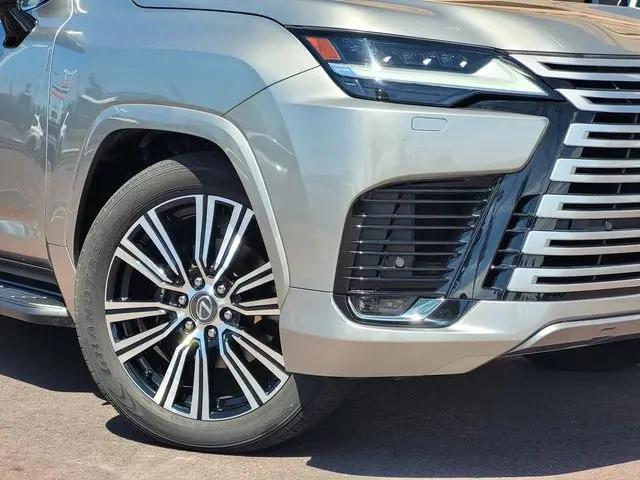 2024 Lexus LX Luxury