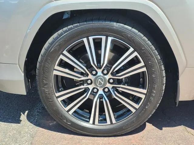 2024 Lexus LX Luxury