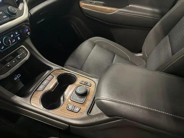 2023 GMC Acadia FWD SLE