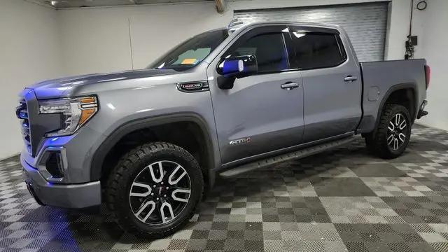 2022 GMC Sierra 1500 Limited 4WD Crew Cab Short Box AT4