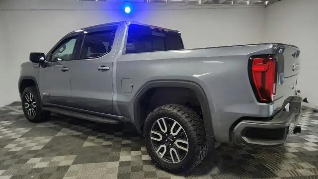 2022 GMC Sierra 1500 Limited 4WD Crew Cab Short Box AT4