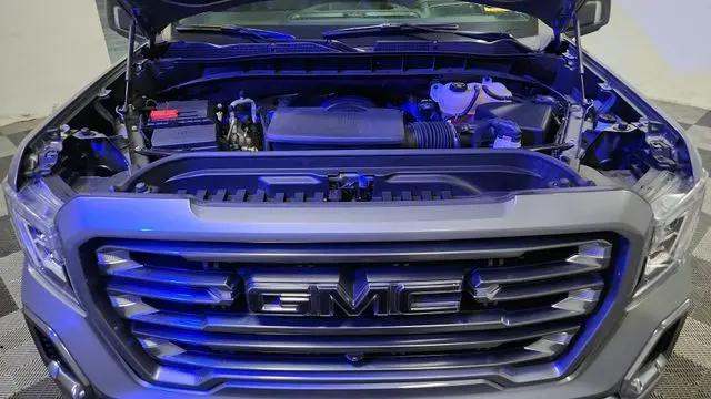 2022 GMC Sierra 1500 Limited 4WD Crew Cab Short Box AT4