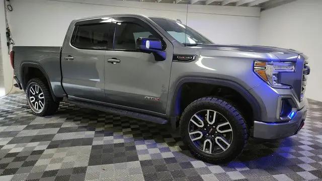 2022 GMC Sierra 1500 Limited 4WD Crew Cab Short Box AT4