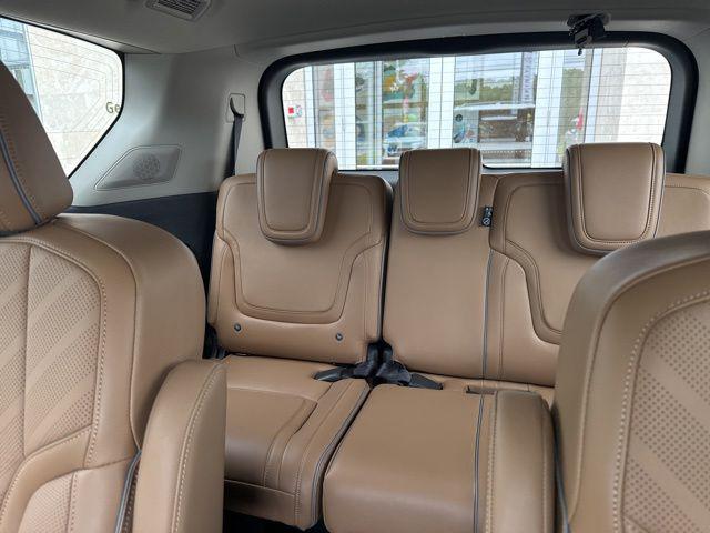 2026 INFINITI QX80 LUXE AWD