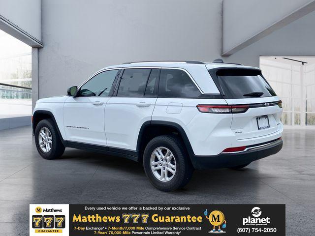 2023 Jeep Grand Cherokee Laredo 4x4