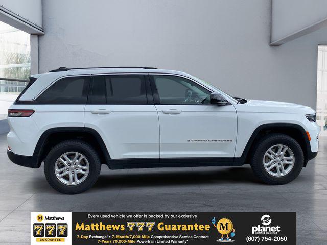 2023 Jeep Grand Cherokee Laredo 4x4