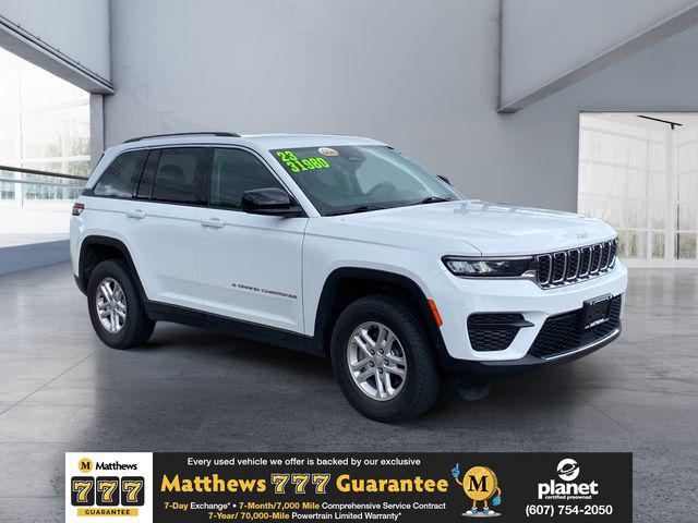 2023 Jeep Grand Cherokee Laredo 4x4