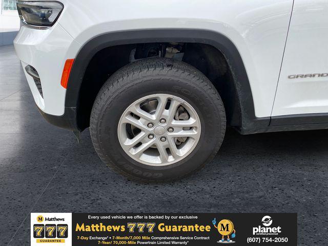 2023 Jeep Grand Cherokee Laredo 4x4