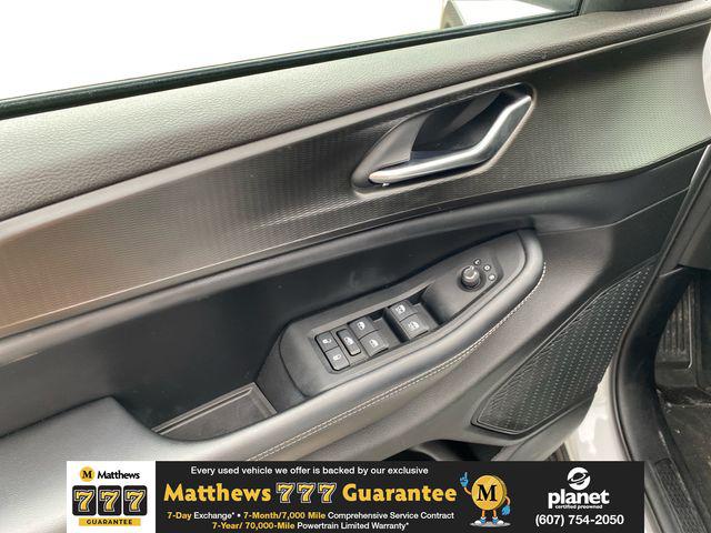 2023 Jeep Grand Cherokee Laredo 4x4