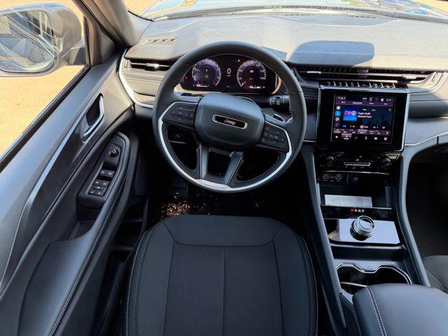 2026 Jeep Grand Cherokee L Altitude 4x4