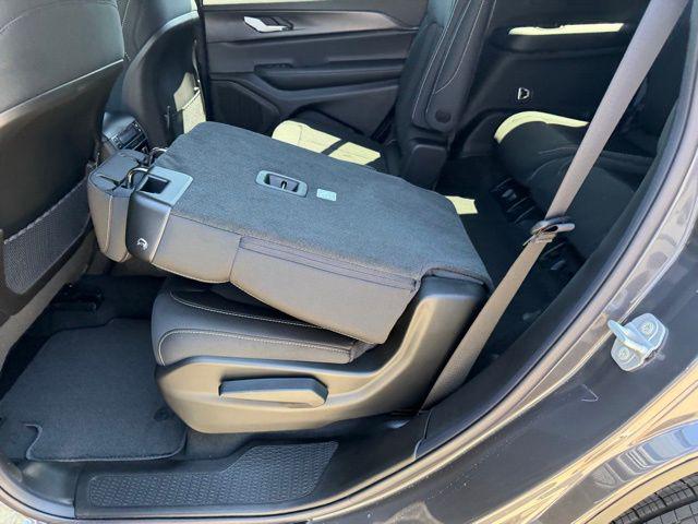 2026 Jeep Grand Cherokee L Altitude 4x4