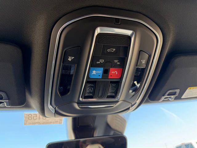 2026 Jeep Grand Cherokee L Altitude 4x4