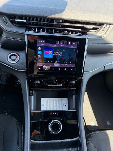 2026 Jeep Grand Cherokee L Altitude 4x4