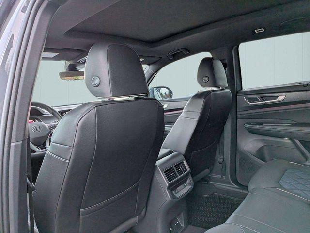 2026 Volkswagen Atlas Cross Sport SEL Premium R-Line