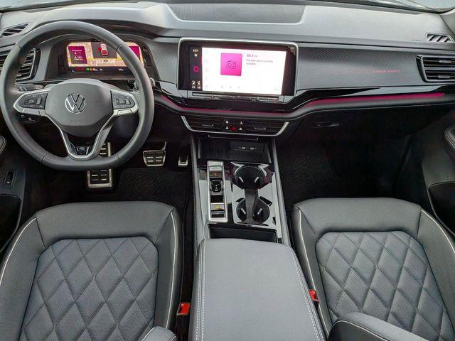 2026 Volkswagen Atlas Cross Sport SEL Premium R-Line