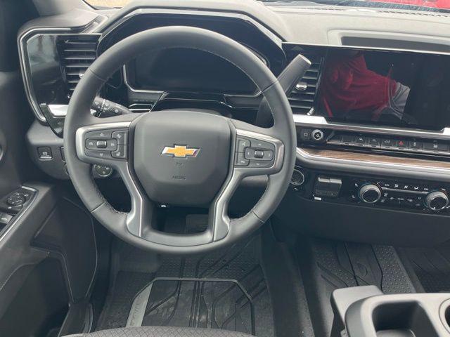 2026 Chevrolet Silverado 1500 2WD Crew Cab Short Bed LT
