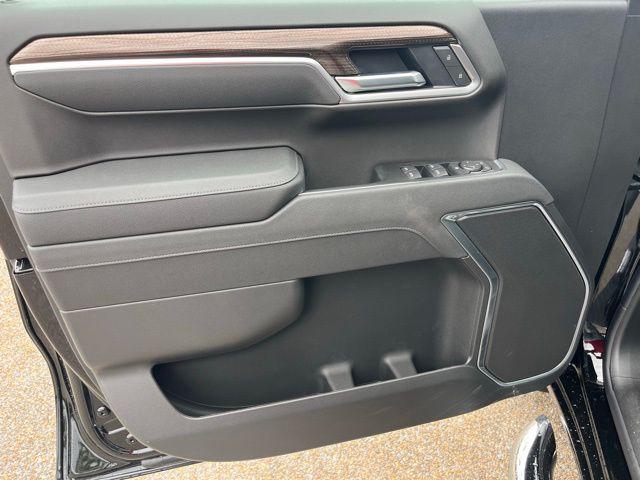 2026 Chevrolet Silverado 1500 2WD Crew Cab Short Bed LT