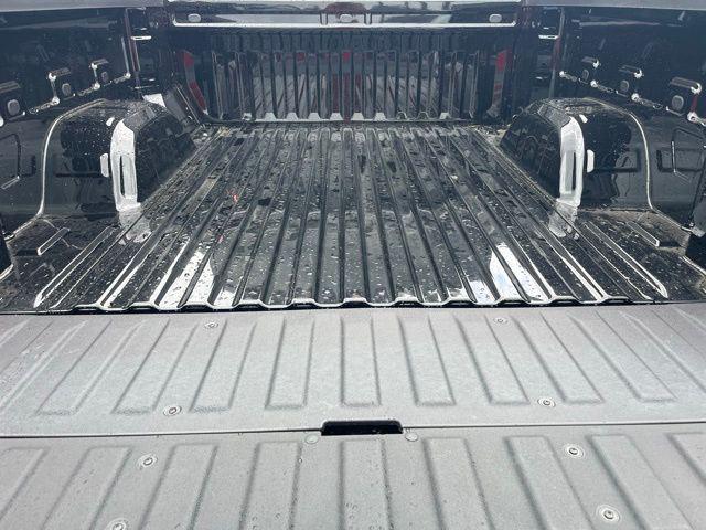 2026 Chevrolet Silverado 1500 2WD Crew Cab Short Bed LT
