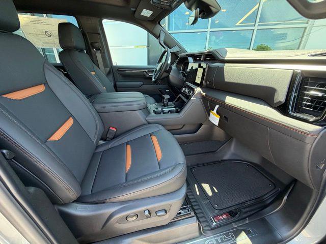 2026 GMC Sierra 1500 Crew Cab, Standard Bed, AT4, 4WD