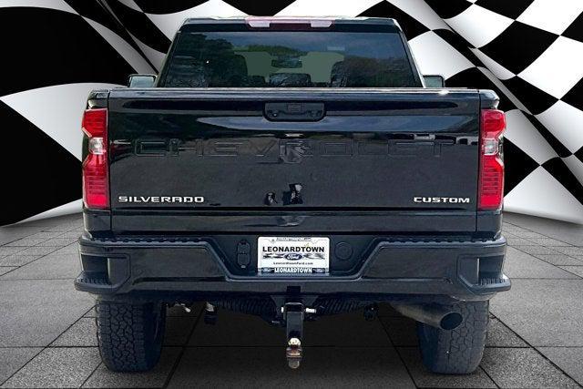 2024 Chevrolet Silverado 2500HD 4WD Crew Cab Standard Bed Custom