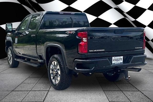 2024 Chevrolet Silverado 2500HD 4WD Crew Cab Standard Bed Custom