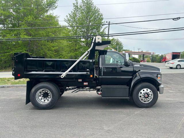 2027 Ford F-650 Base