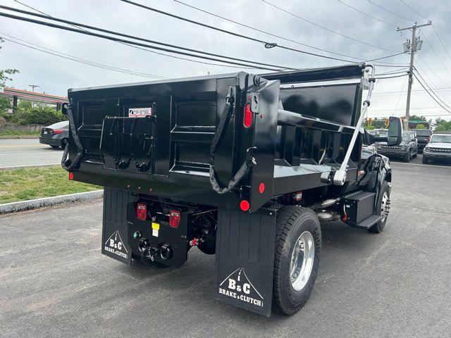 2027 Ford F-650 Base