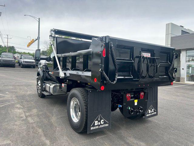 2027 Ford F-650 Base