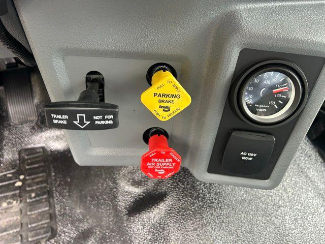 2027 Ford F-650 Base