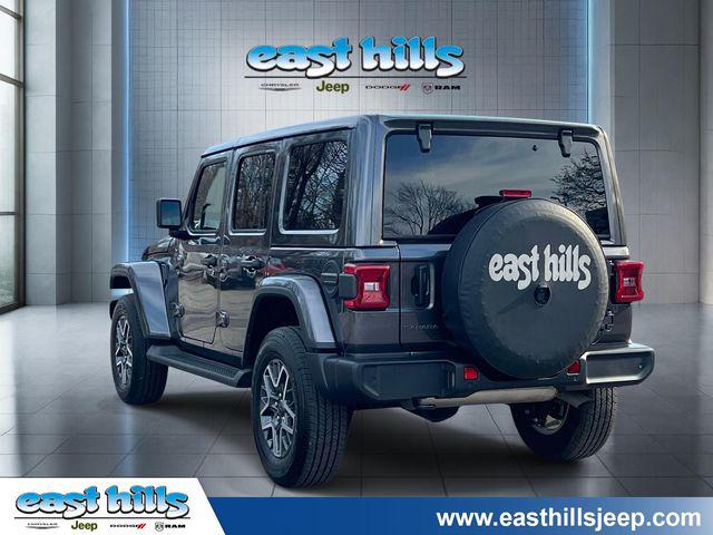 2025 Jeep Wrangler 4-Door Sahara 4x4